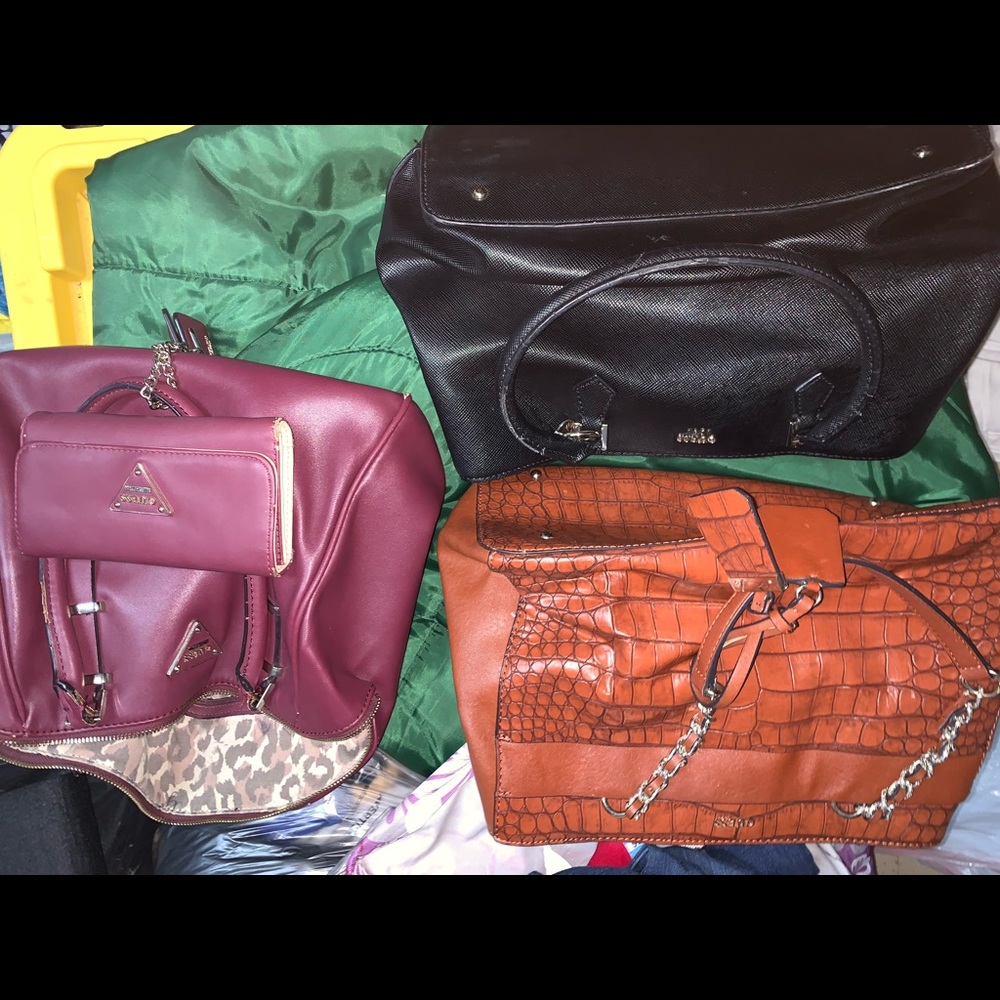 Bundle Of Guess Purses